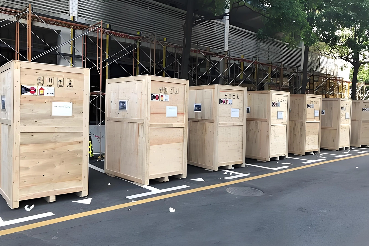 Shipping Area